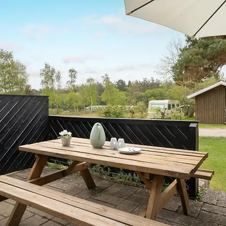 1 Bedroom Cozy In Semesterbostad *